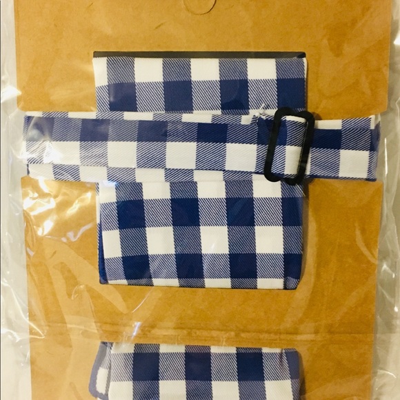 Men’s Boys Blue Check Bow Tie Handkerchief Set NEW - Picture 4 of 4